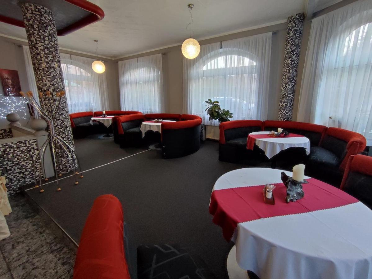 Hotel Bohemia Excellent Klášterec nad Ohří Kültér fotó