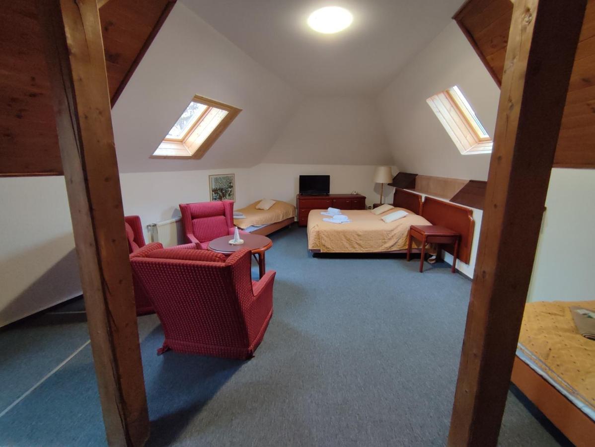 Hotel Bohemia Excellent Klášterec nad Ohří Kültér fotó