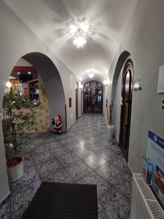 Hotel Bohemia Excellent Klášterec nad Ohří Kültér fotó