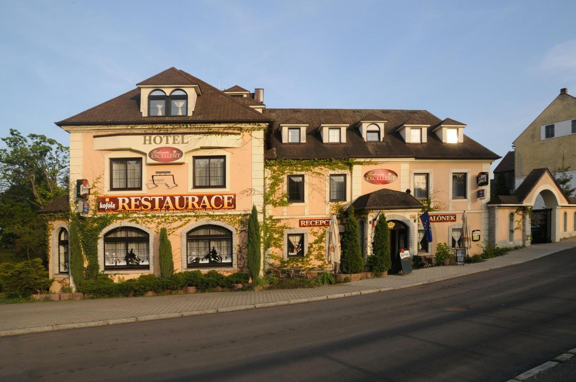 Hotel Bohemia Excellent Klášterec nad Ohří Kültér fotó